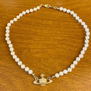 Vivienne Westwood Mini Bas Relief Choker Dupe